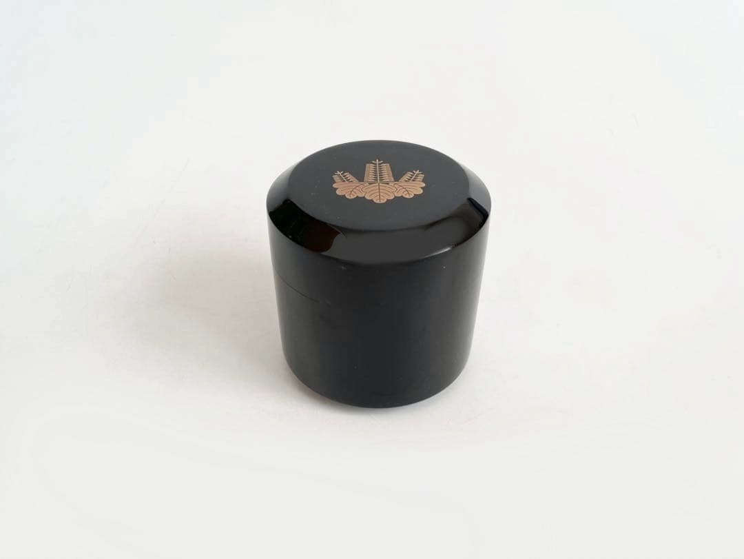 漆芸家　作者不明　箱書なし　箱付き　桐御紋　漆　蒔絵　棗　中継　茶入 楽天市場】【茶道具 / 棗】 蔦蒔絵 今井千鶴(石川県輪島市漆芸家) 作