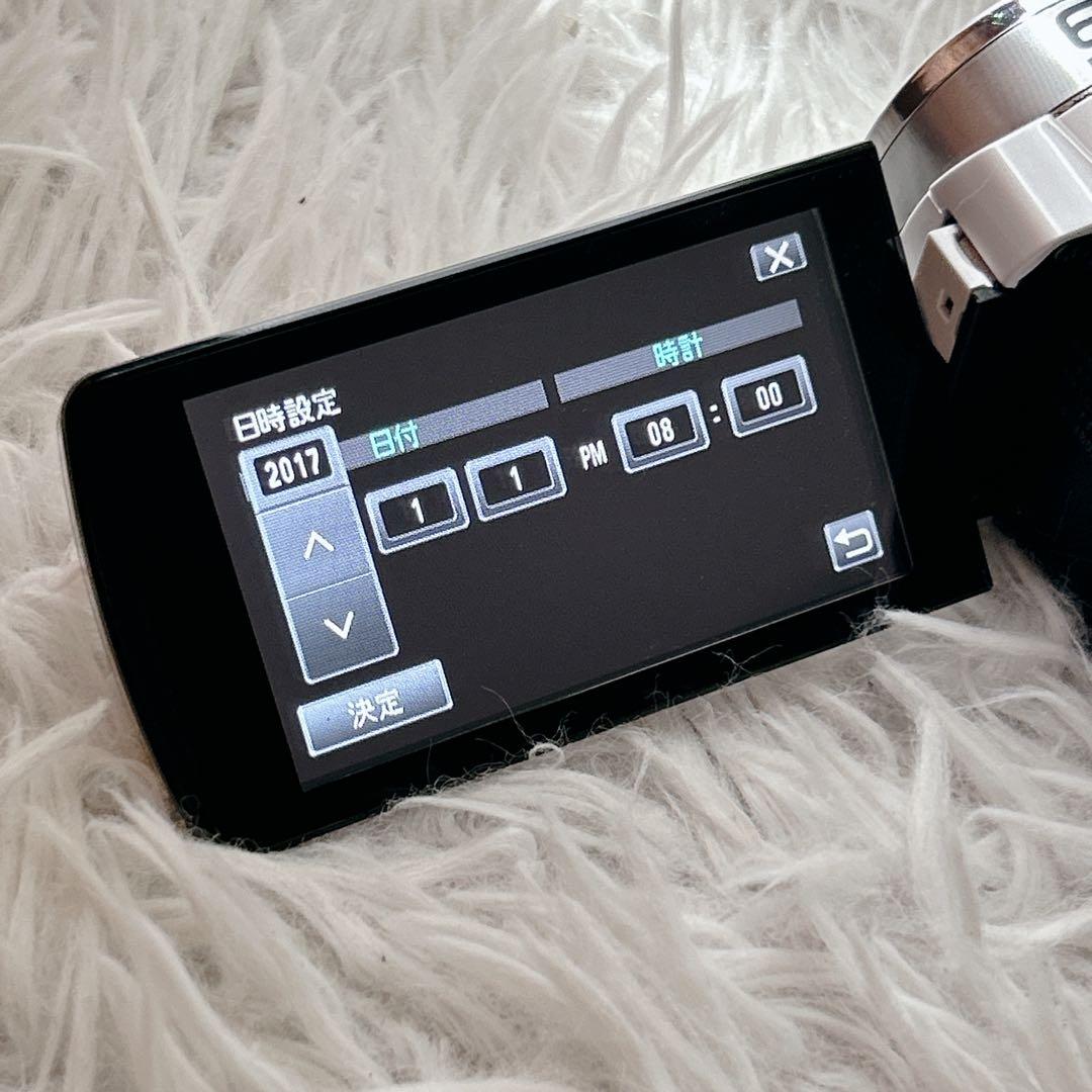 【美品】JVC FULL HD ビデオカメラ　GZ-E780-W バッテリー2個