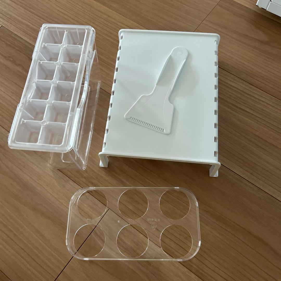 美品　COMFEE' 冷蔵庫 90L 2ドア　右開きRCT90WH/E