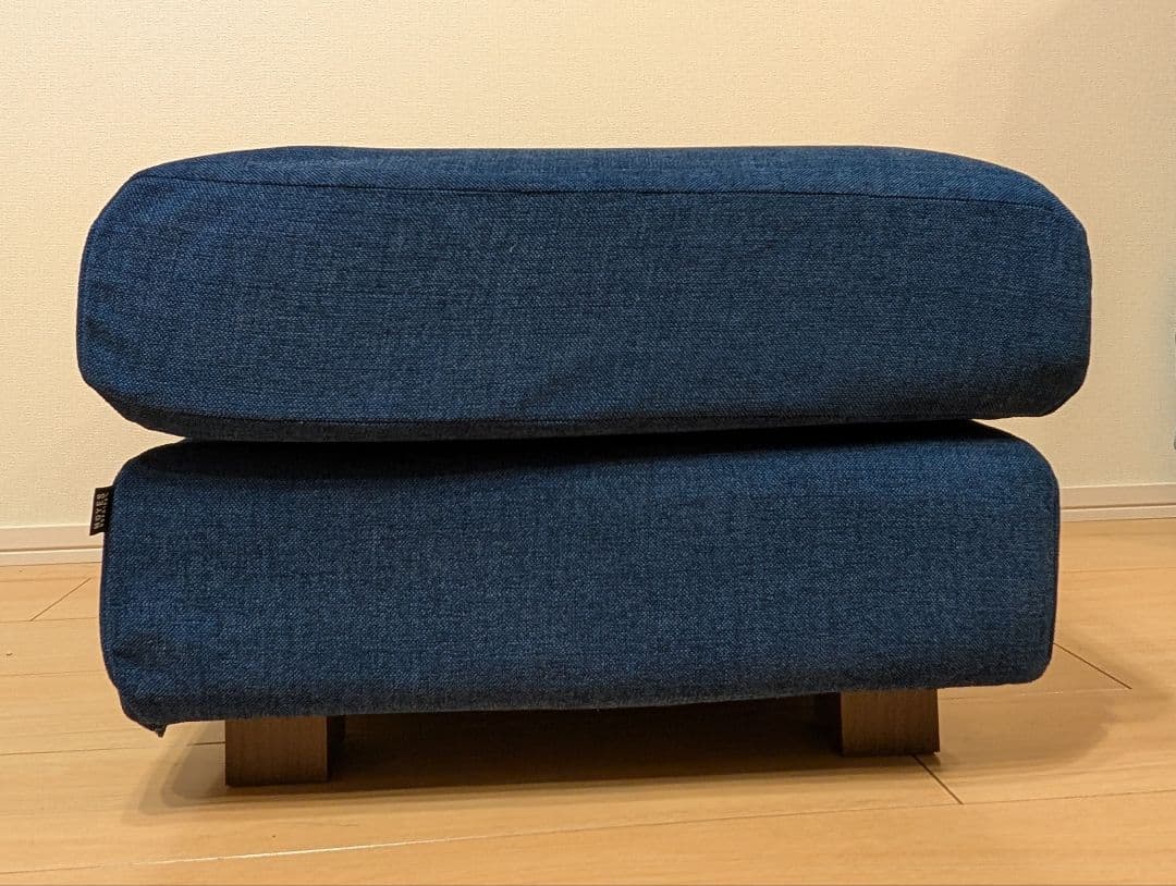 NOYES Decibel Traditional オットマン