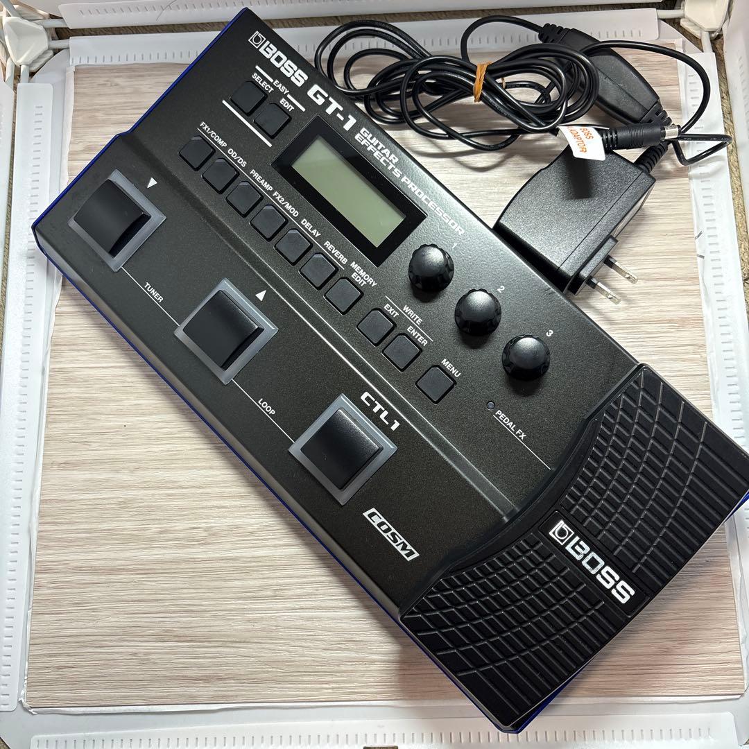 BOSS GT-1 + 純正アダプター - メルカリ