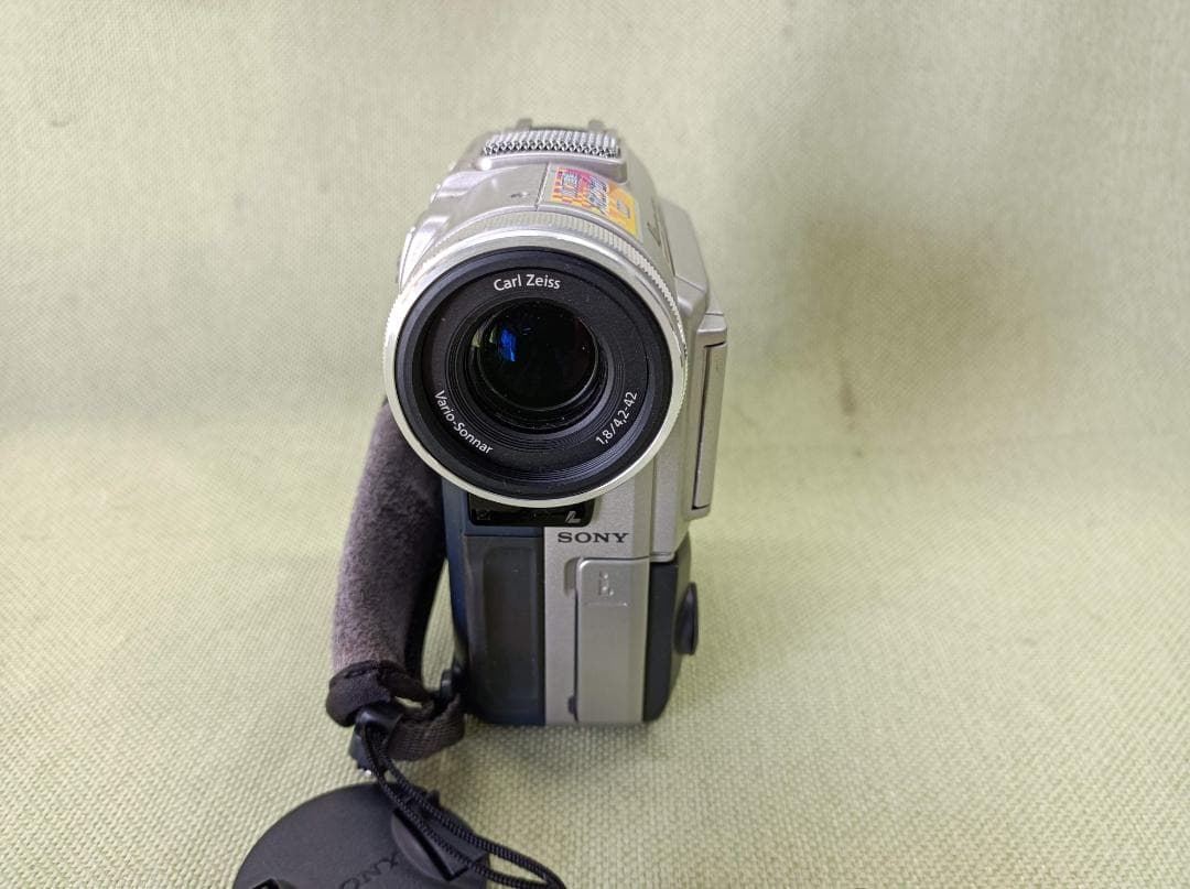 都《XHNHV》Sony 　DCR-PC100　デジタルビデオカメラレコーダー