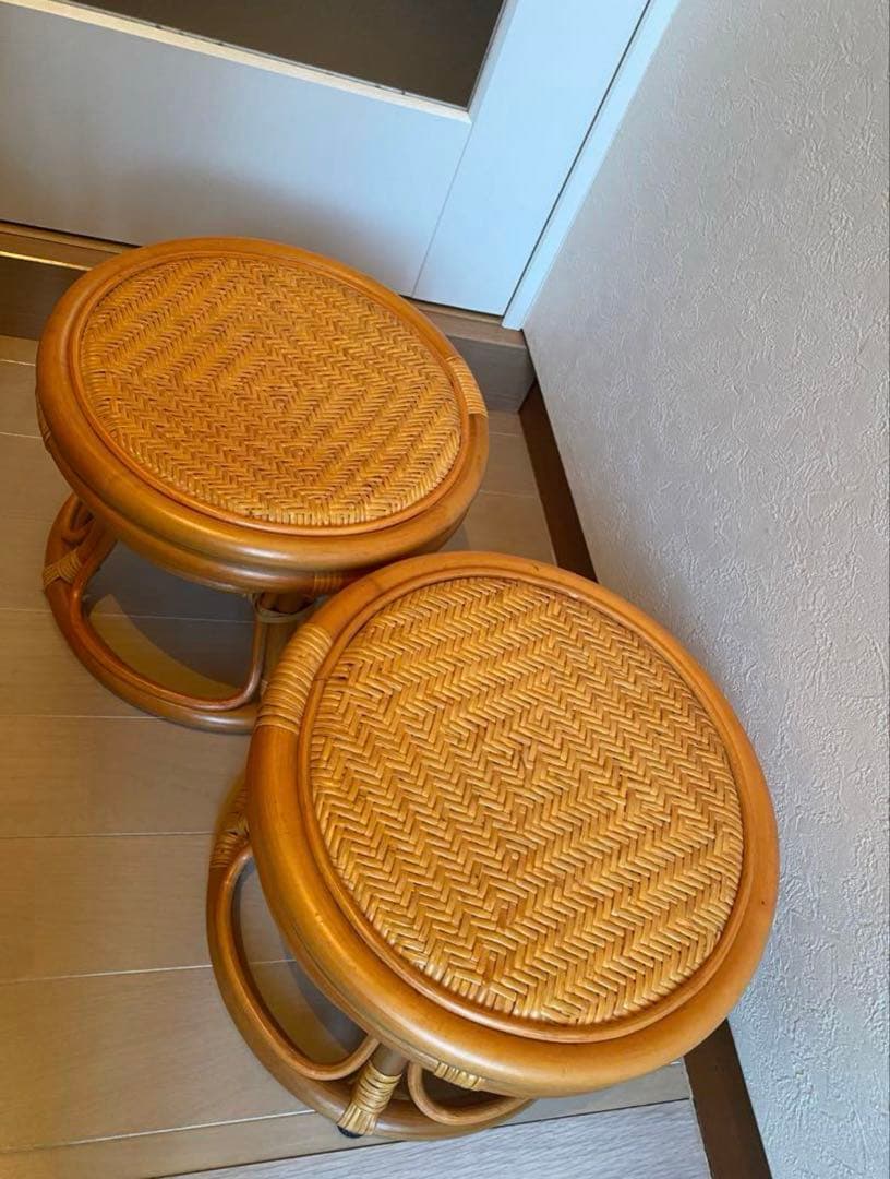 美品　ラタン製 丸型スツール 2個セット