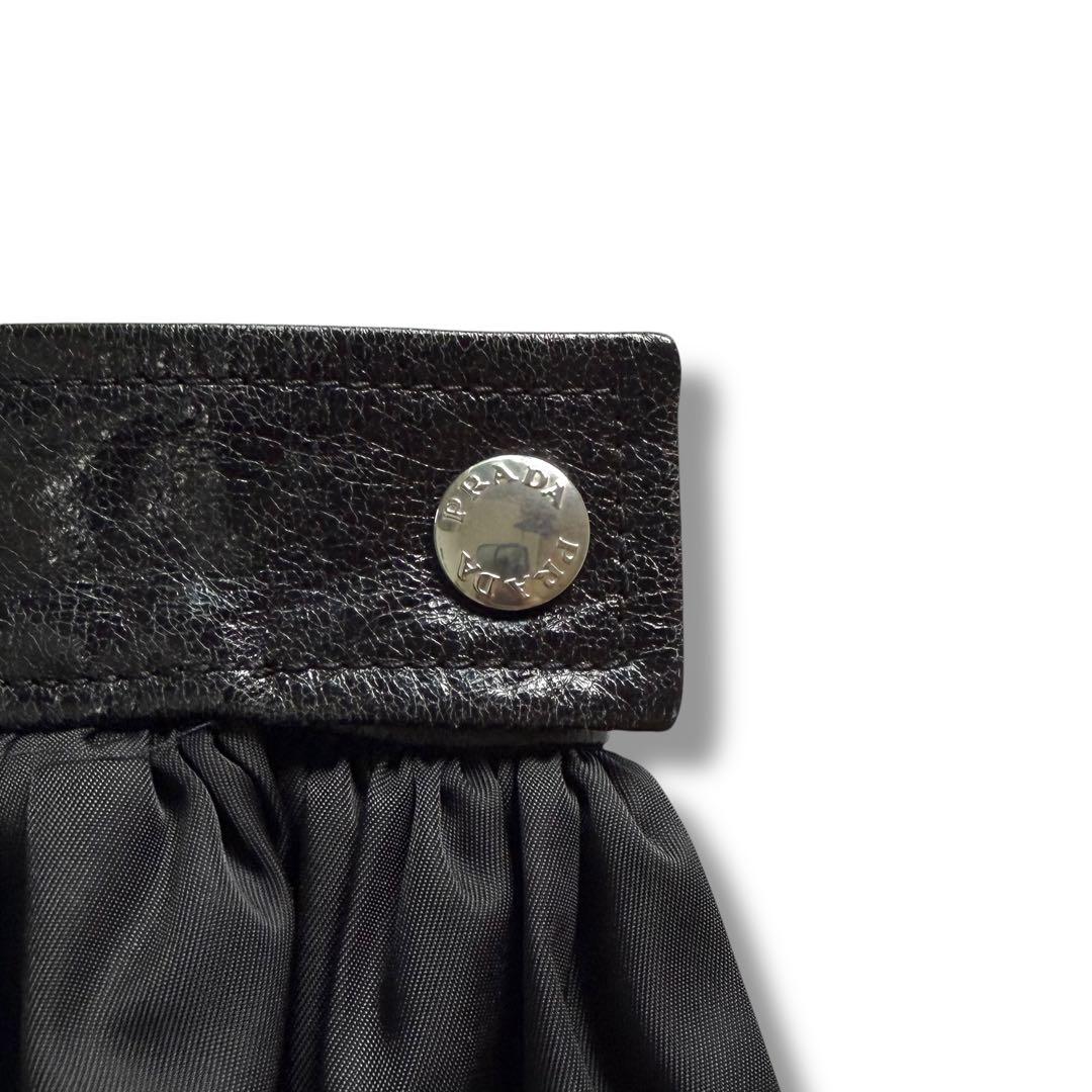 プラダ テスートナイロン ギャザー フレアスカート ひざ丈 ブラック Lサイズ