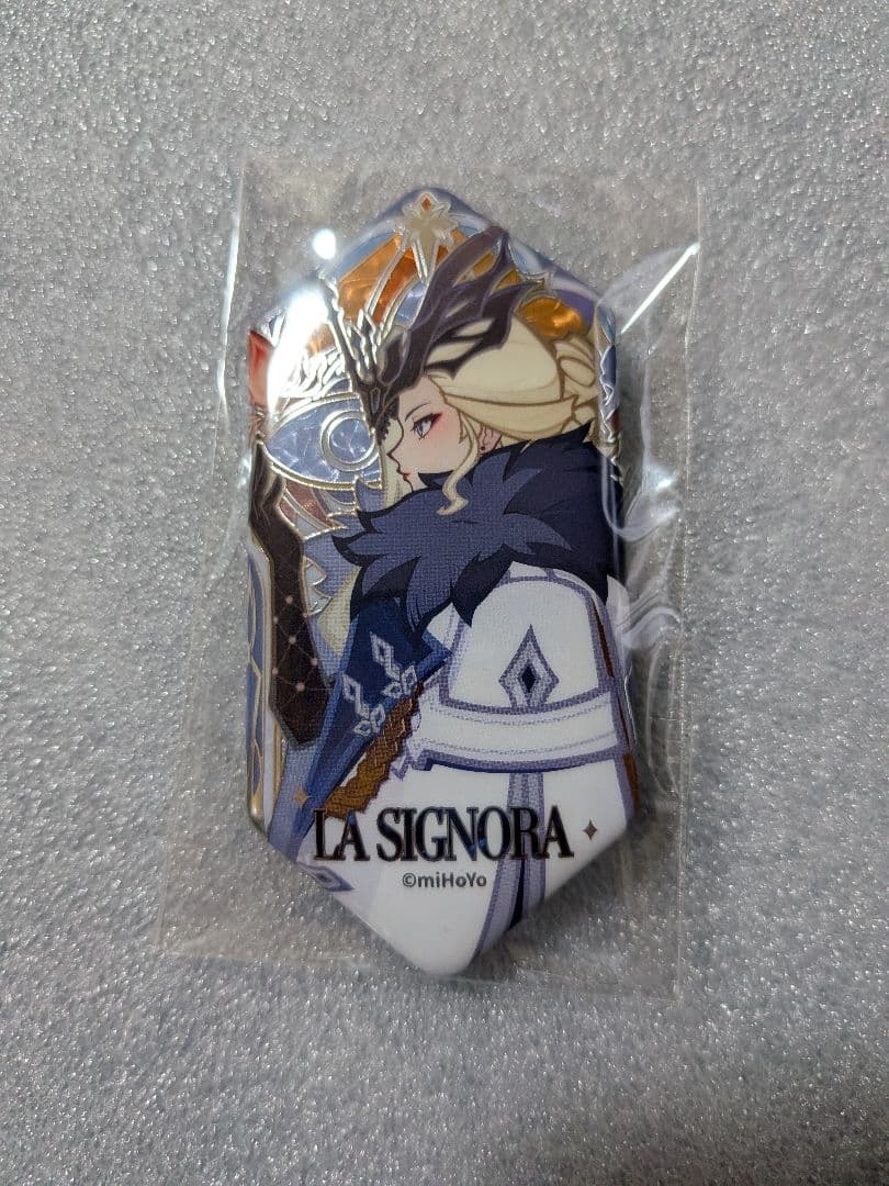 原神 ファデュイ執行官 缶バッジ 淑女 シニョーラ - メルカリ