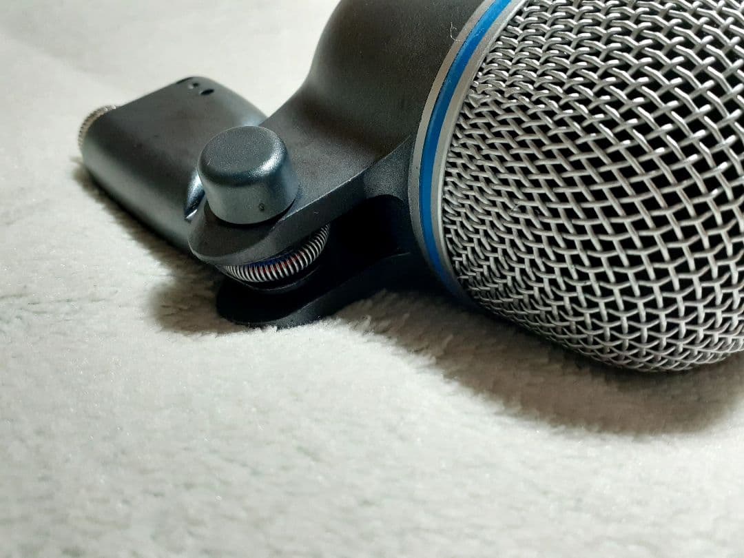 配信機器・PA機器・レコーディング機器 SHURE BETA52A