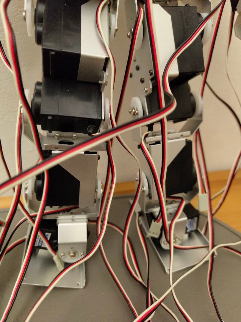 KONDO KRS-78A ロボットキット　電源入力確認済み