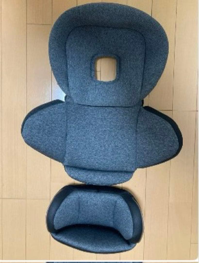 【さにー】Apricaクルリラ プロテクトチャイルドシートR129