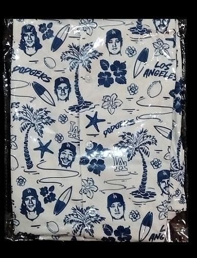 ま*さ様 入手困難 ラスト 7/1 球場配布 ドジャース ハワイアンシャツ XL