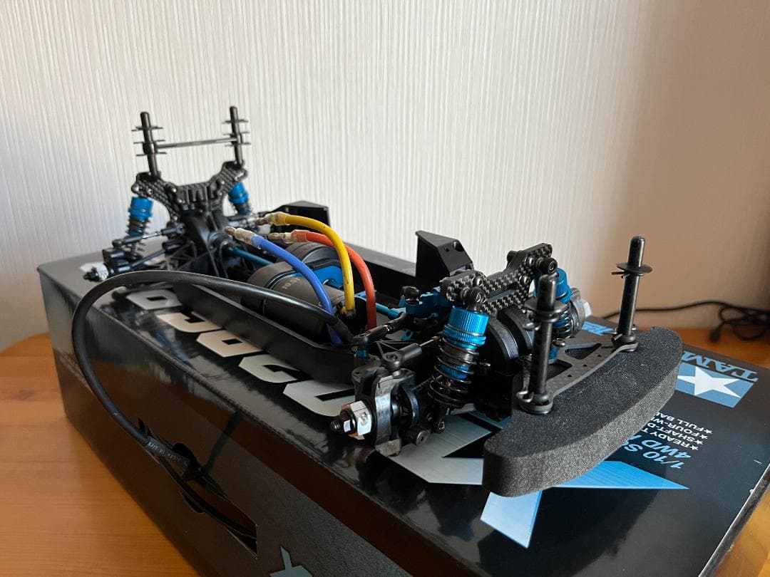 タミヤ XV-02RS Pro シャーシ 10.5T オプション付き、オマケ付き