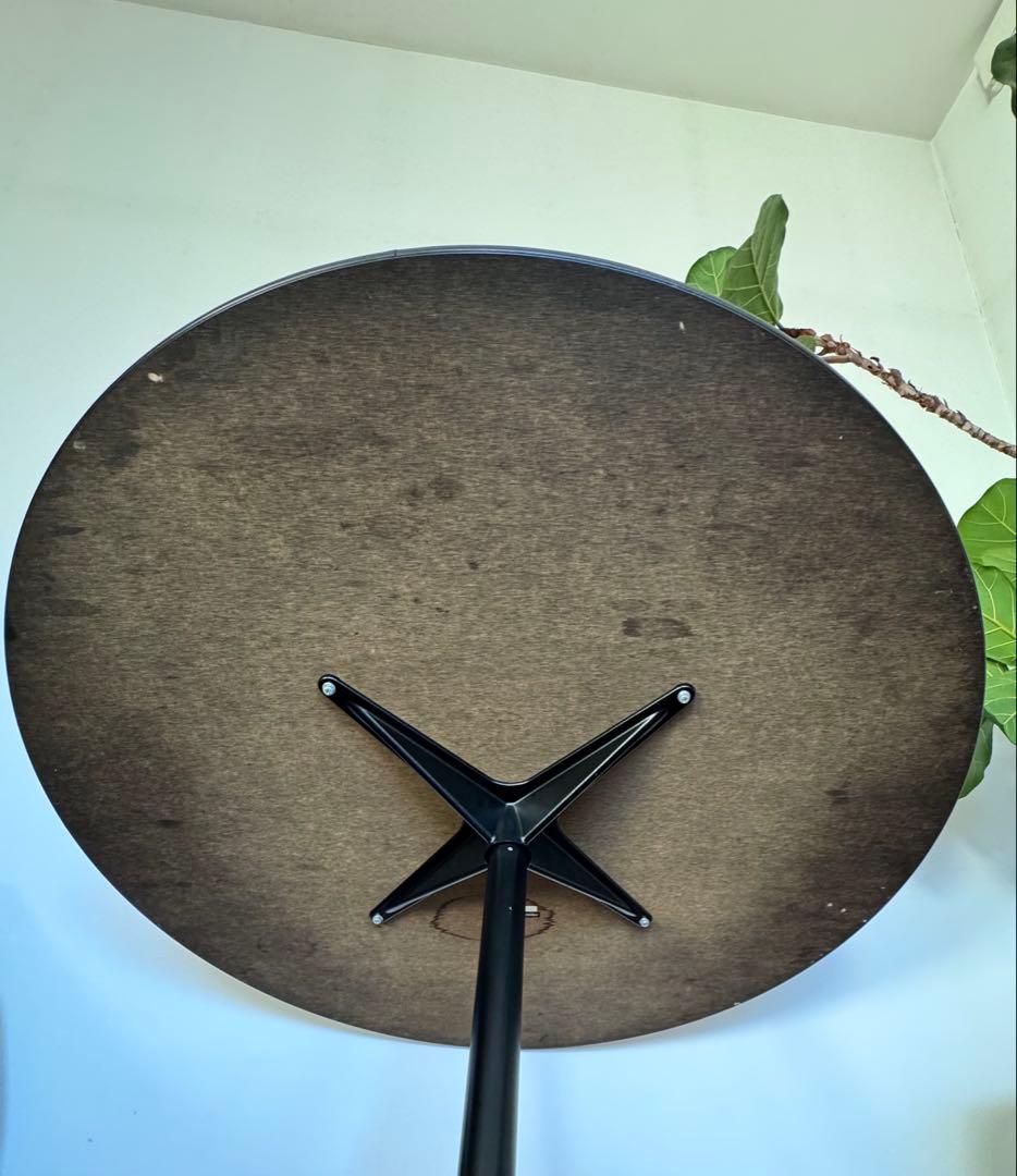 お値下げ【極美品】Herman Miller(正規品)コントラクトベーステーブル