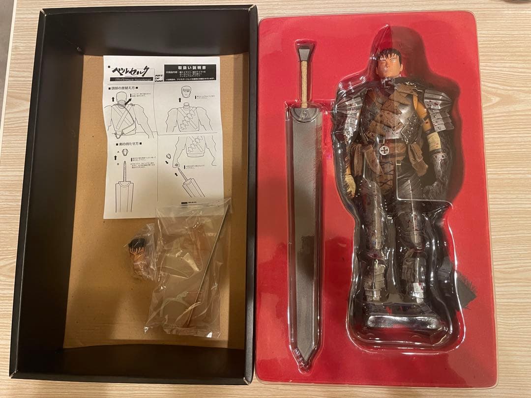 ベルセルク　ガッツ　12インチ　フィギュア