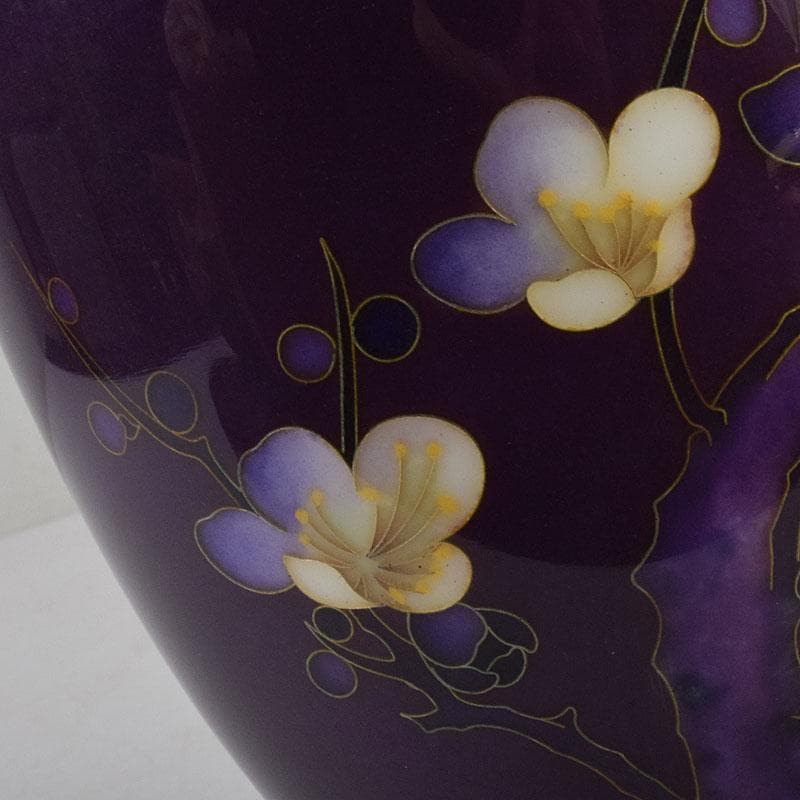 七宝焼　紫地梅文　花瓶　唐木台付　共箱　V　R9100