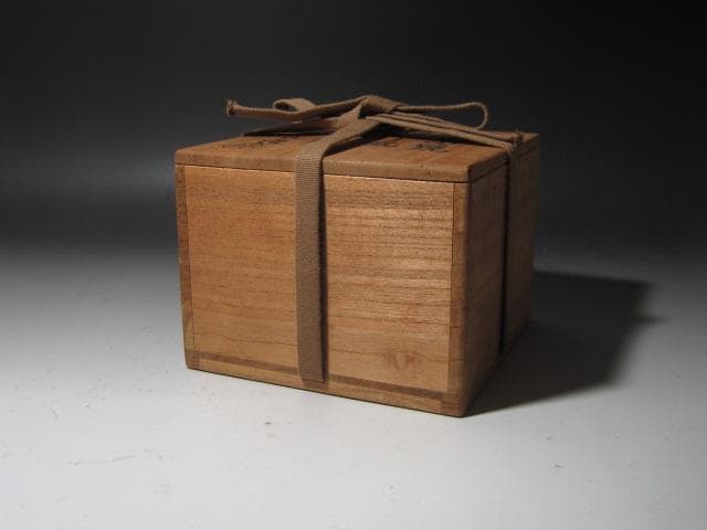 ☆ 出口王仁三郎 茶碗 耀碗 萬山 目をひく一品です☆y488