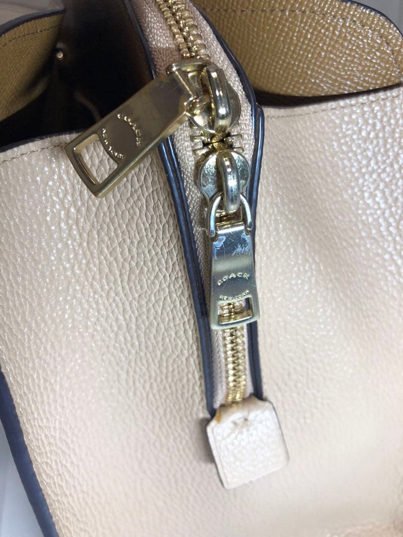 COACH カラーブロック チャニング ベージュショルダーバッグ 2way