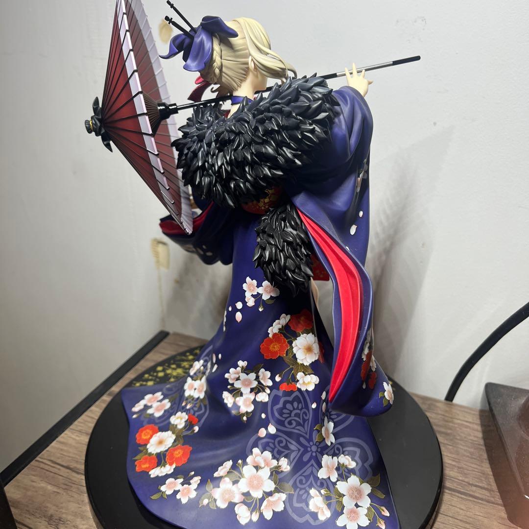 fate セイバーオルタ　フィギュア　着物