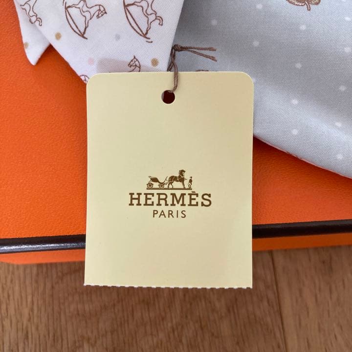 新品 未使用 HERMES の可愛いスタイ