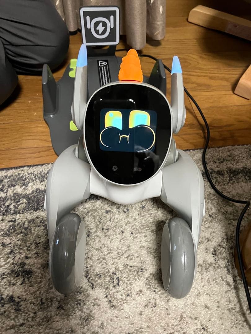 最終お値下げ❗️】Loona ルーナ ペットロボット 充電ステーション付き