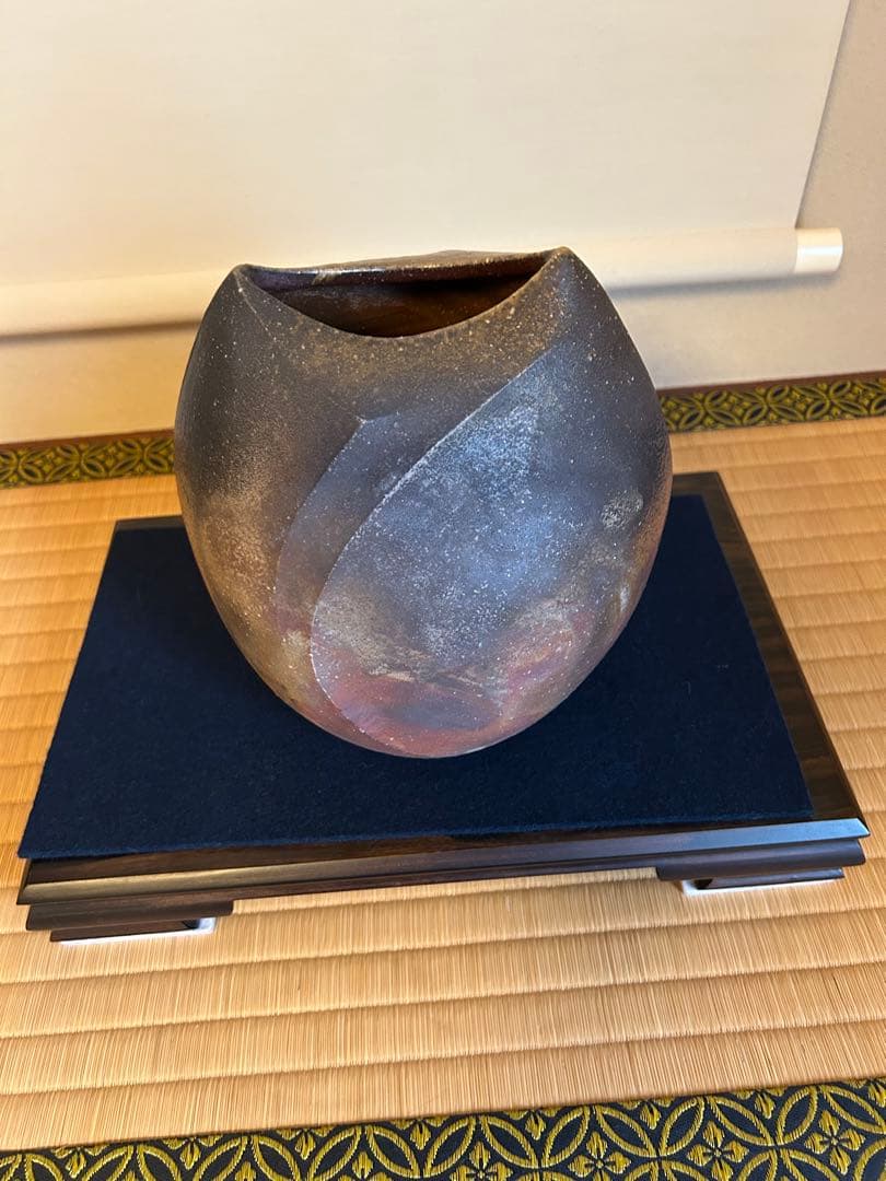 備前焼　扁壺　　伊勢崎創作