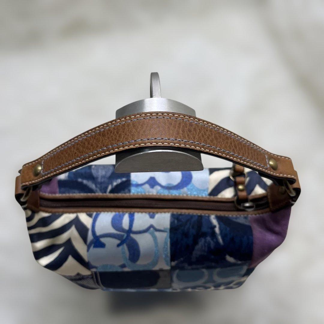 美品 COACHコーチ パッチワークデザイン ポーチ バッグ ブルー系 お花刺繍