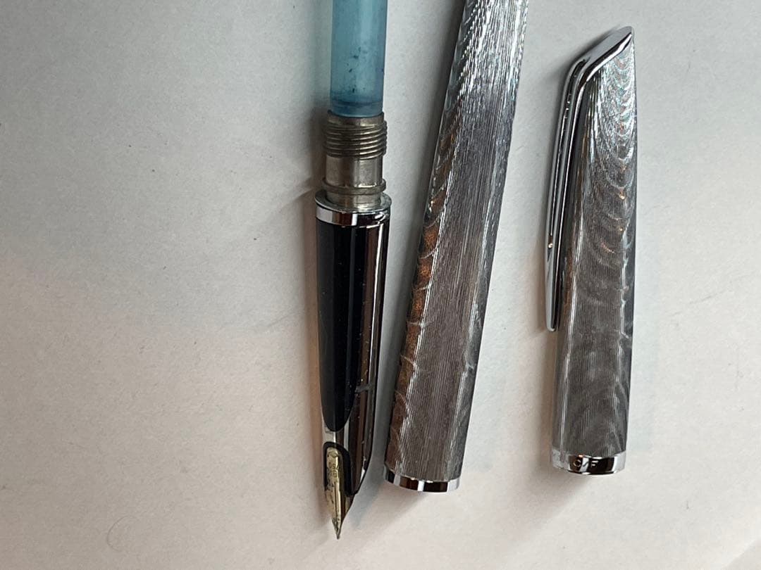 たろうさま専用 万年筆 WATERMAN C/P シルバー ペン先18K - メルカリ