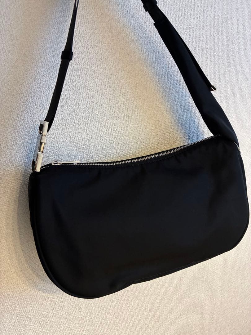 【新品】パピヨネ/ガリャルダガランテ/撥水ショルダーバッグ/ペットボトル収納/黒