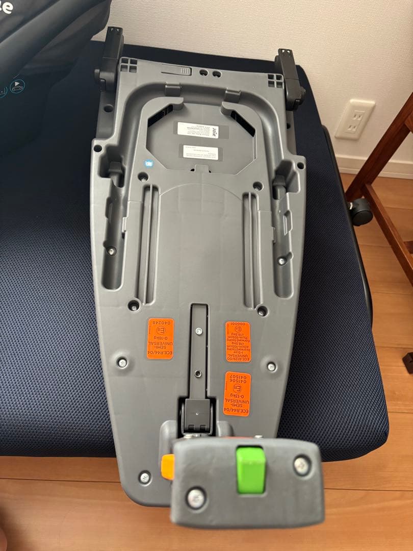 Joie チャイルドシートジェムGemm + i-AnchorFix base