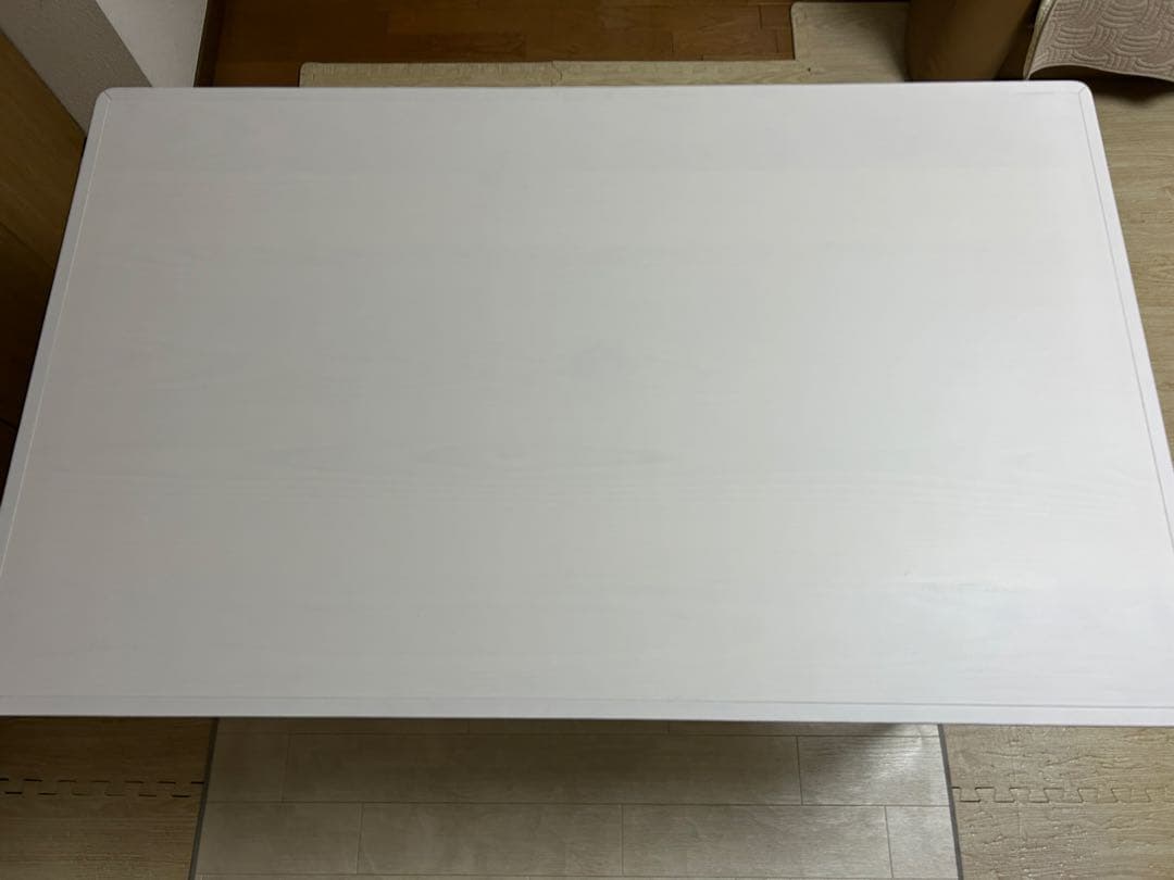 フランフラン☆アルパ　ダイニングテーブルホワイト　W1300×D800×H730