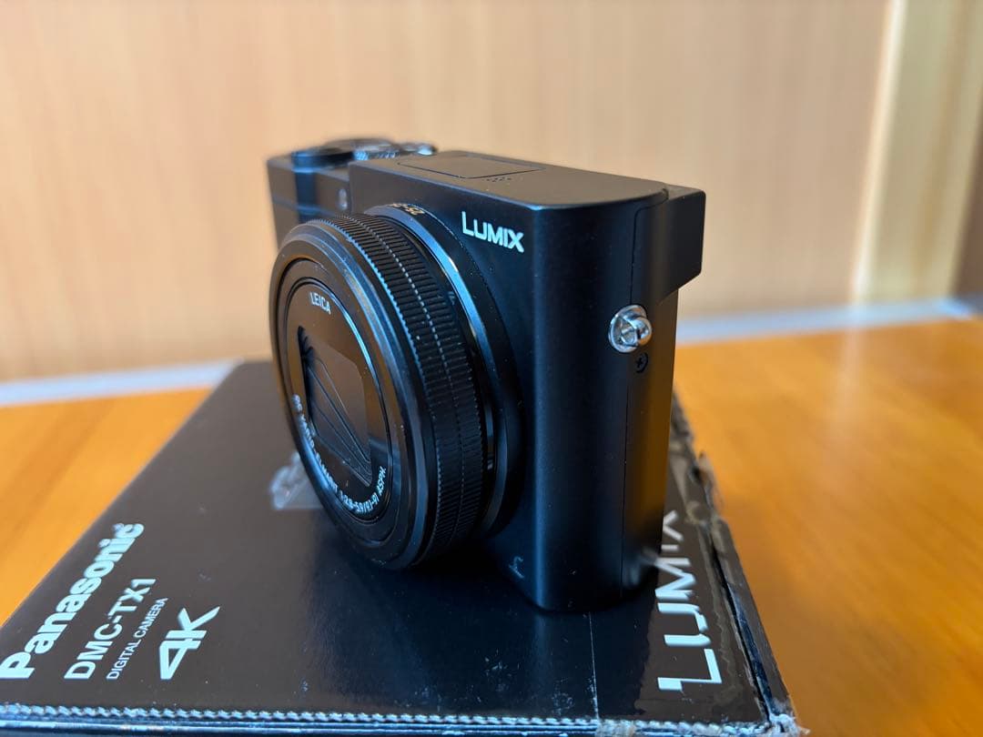予備バッテリー付】パナソニック ルミックス 光学10倍 DMC-TX1