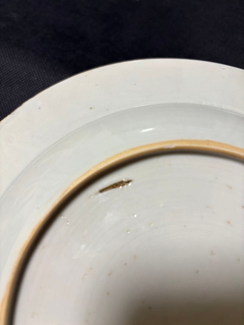 中国古美術品 清の乾隆時代 粉彩花卉洞石中皿 本物