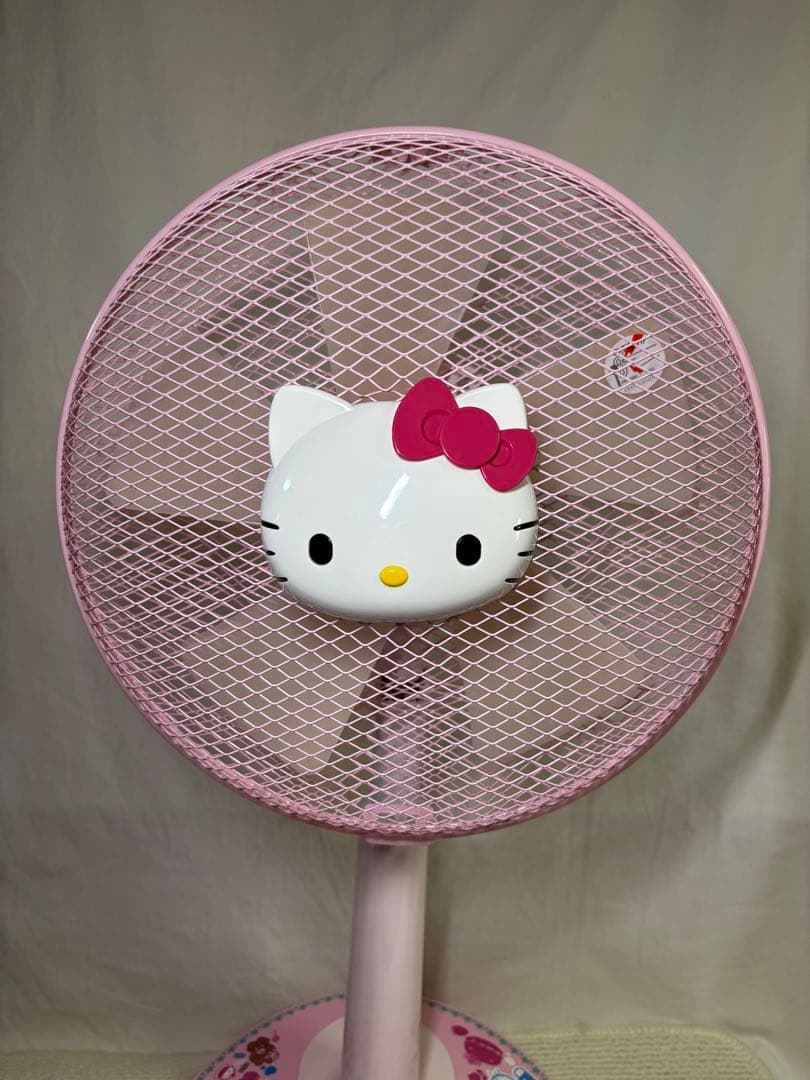 ハローキティ 首振り扇風機 3段階設定 30cm サンリオ キティ Sanrio