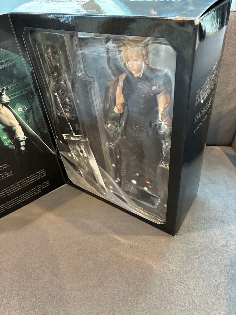 ファイナルファンタジー7 FF7 クラウド プレイアーツ改