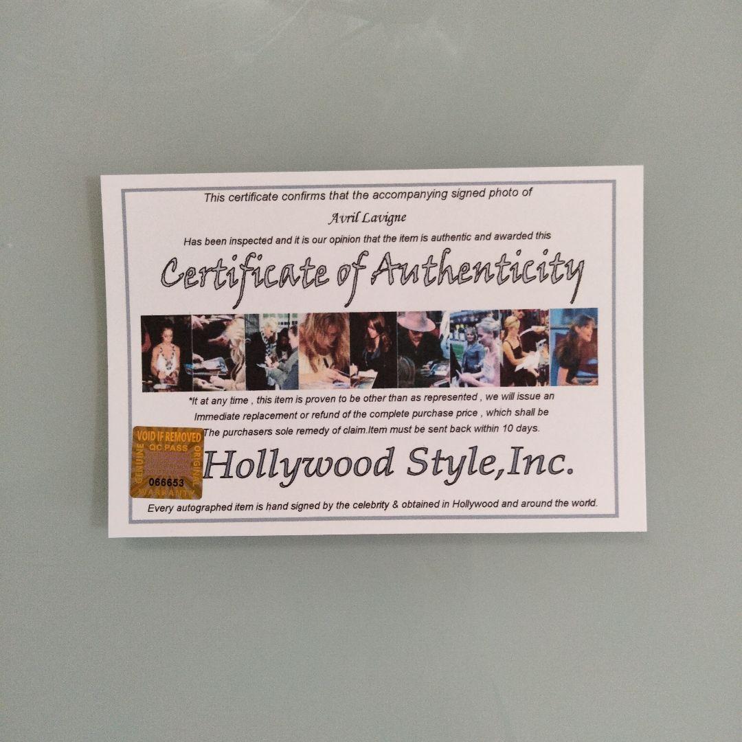 アヴリル・ラヴィーン直筆サイン入り2Lサイズ写真‥Avril Lavigne…8