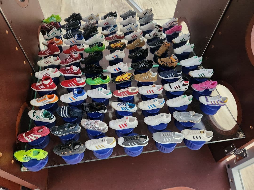 Adidas スニーカー フィギュアセット 82数