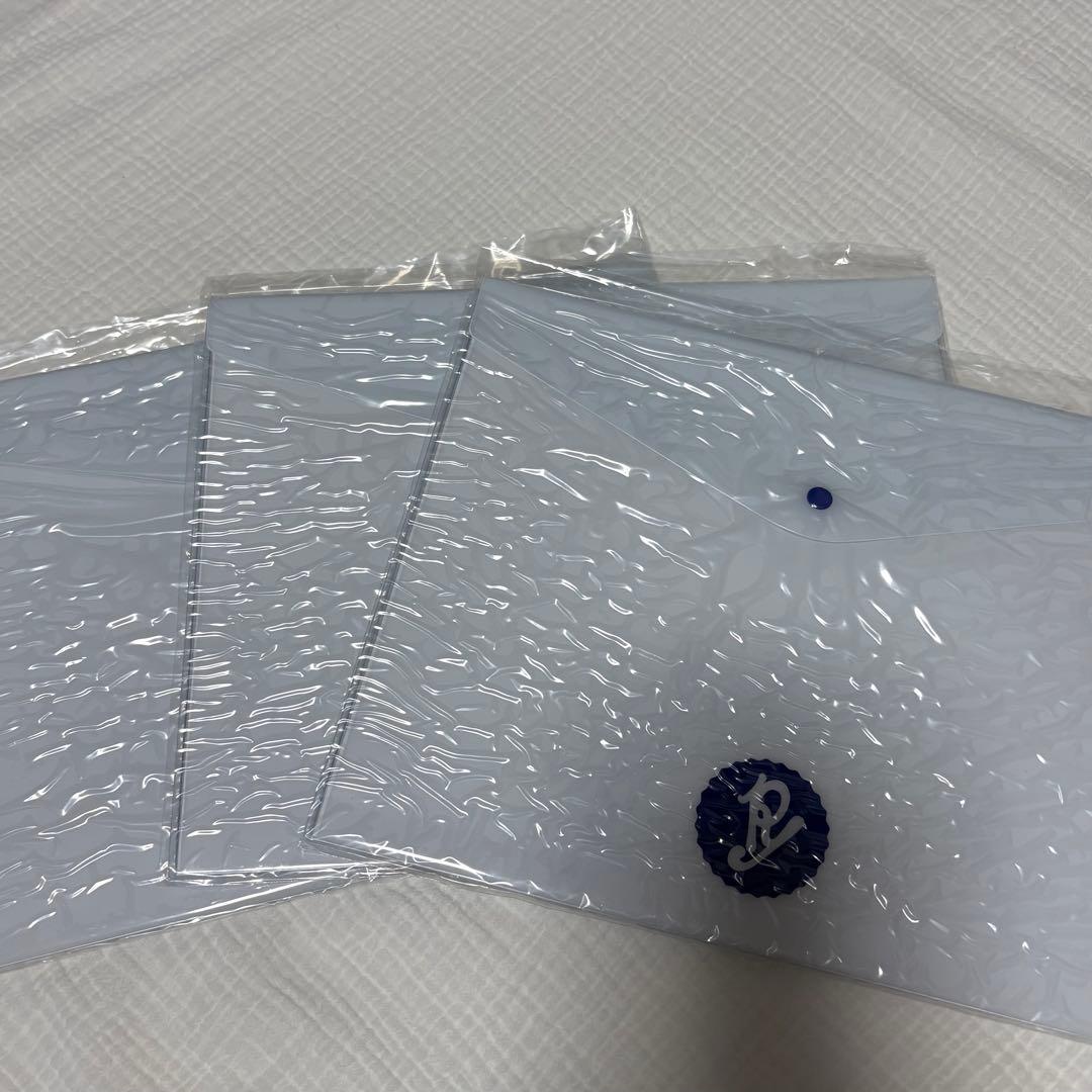 吉沢亮カレンダー・ケース 3セット （2024.4〜2025.3）