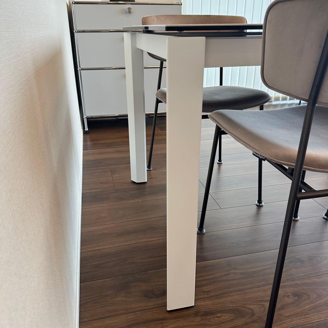 カリガリス セラミック伸長ダイニングテーブル