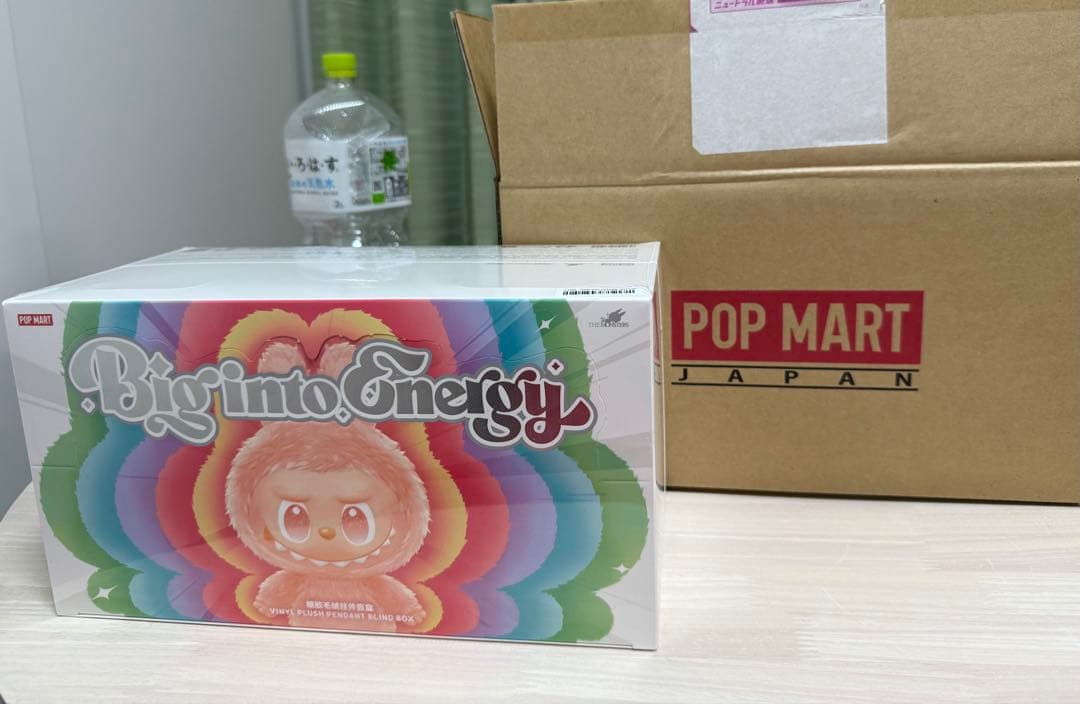 THE MONSTERS Big into Energy ぬいぐるみペンダント