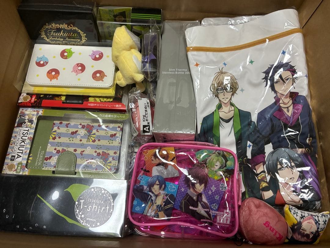 アニメ 漫画 大量 グッズ まとめ売り 缶バッジ カード アクリルスタンド