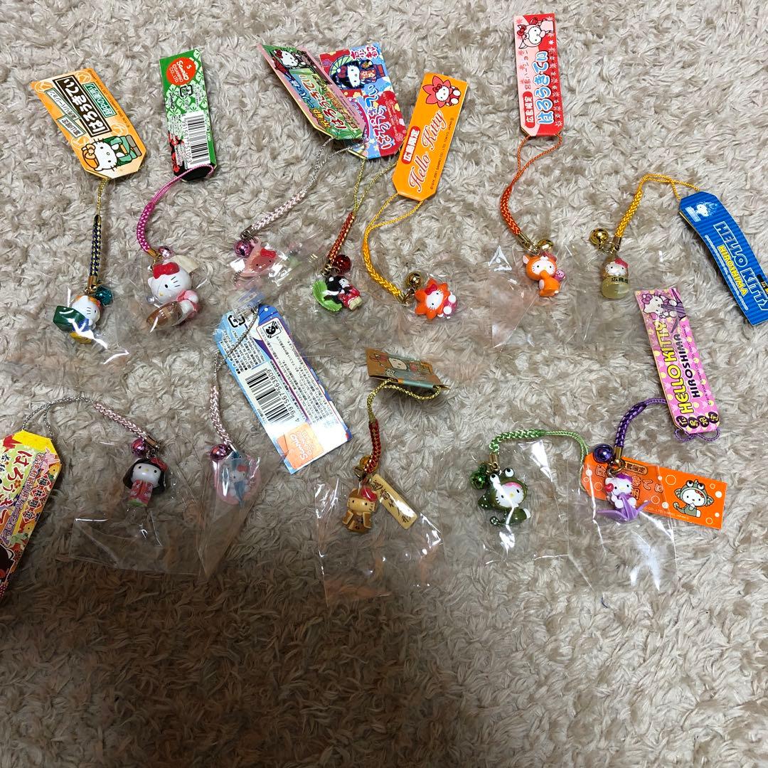 【ご当地キティ】ストラップ　根付け　12点