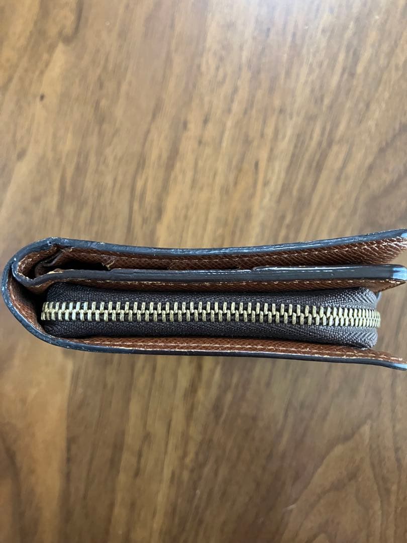 ルイヴィトン モノグラム コンパクトジップ 二つ折財布