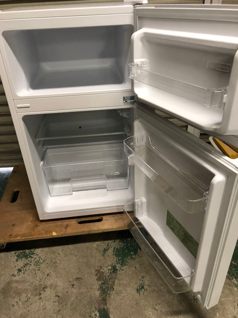 10r38 美品 2024年製 87L 冷蔵庫 TH-87L2-WH 一人暮らし