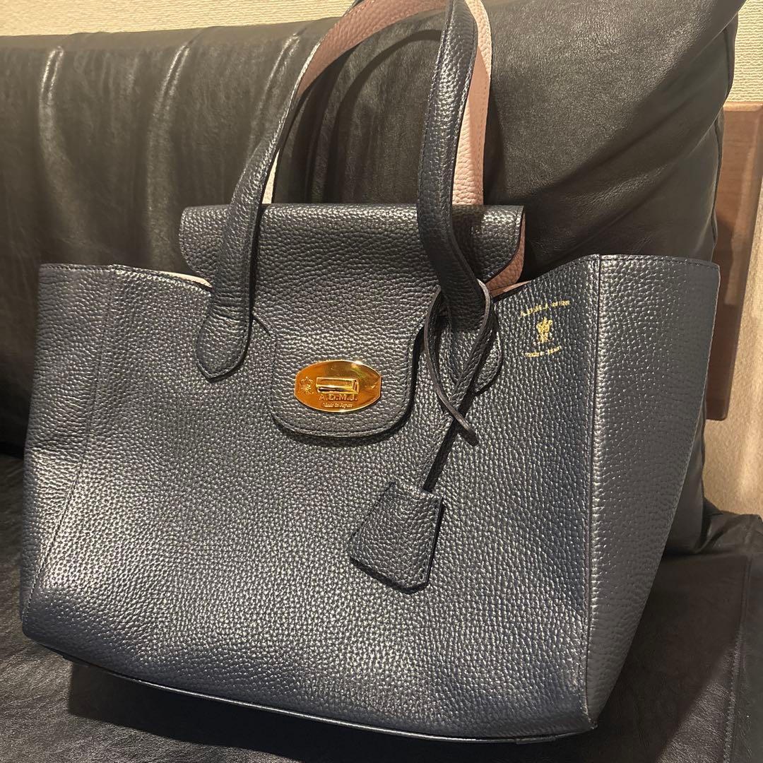 A.D.M.Jバック　濃紺＆淡いピンク