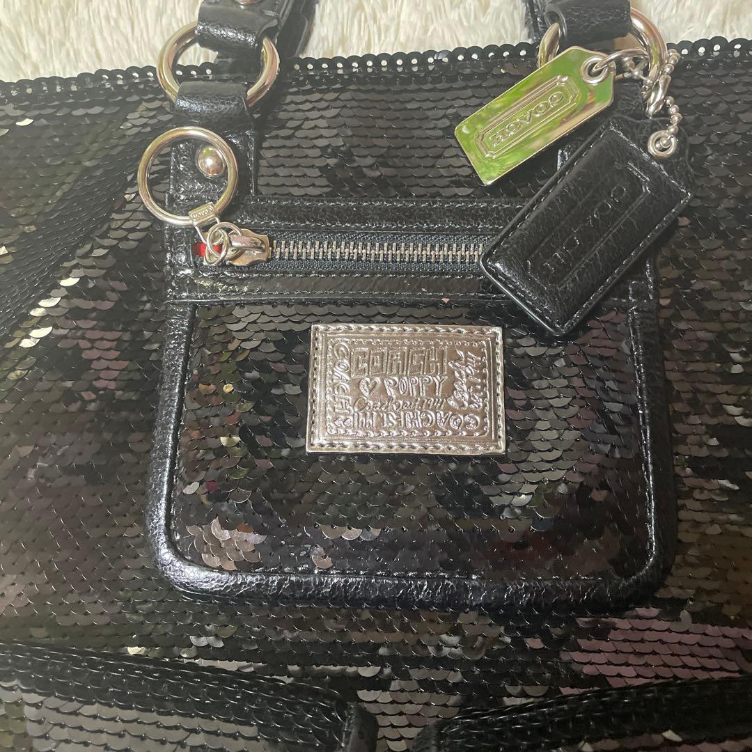 コーチスパンコールバッグ　ブラック