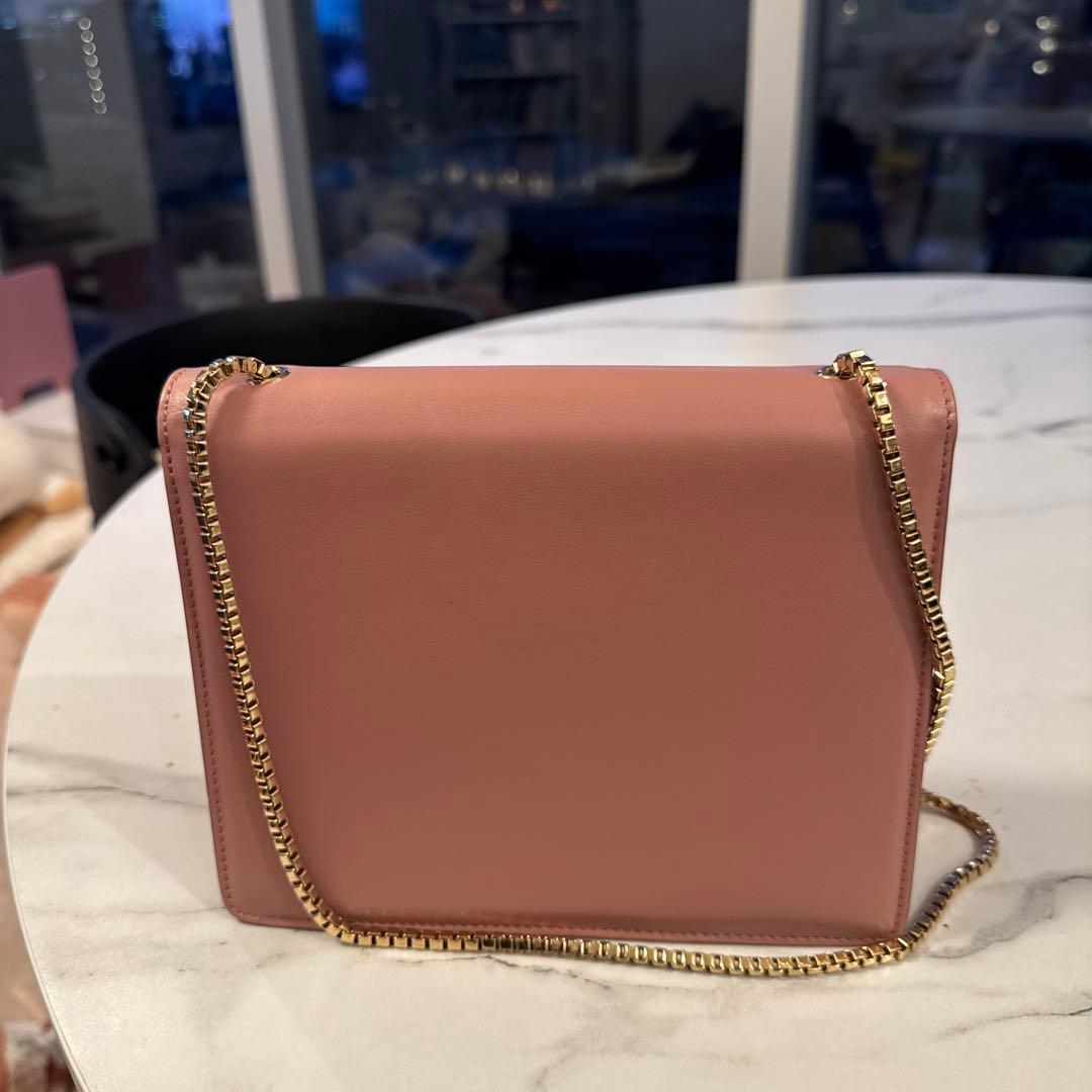 【美品】Ferragamoフェラガモ　チェーン　ショルダーバッグ　ガンチーニ