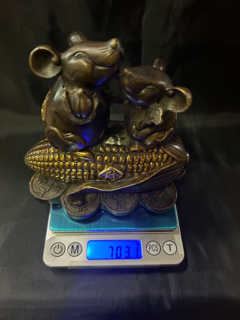 ブロンズ製 ネズミの彫刻 豊穣の象徴 財運 富 繁栄