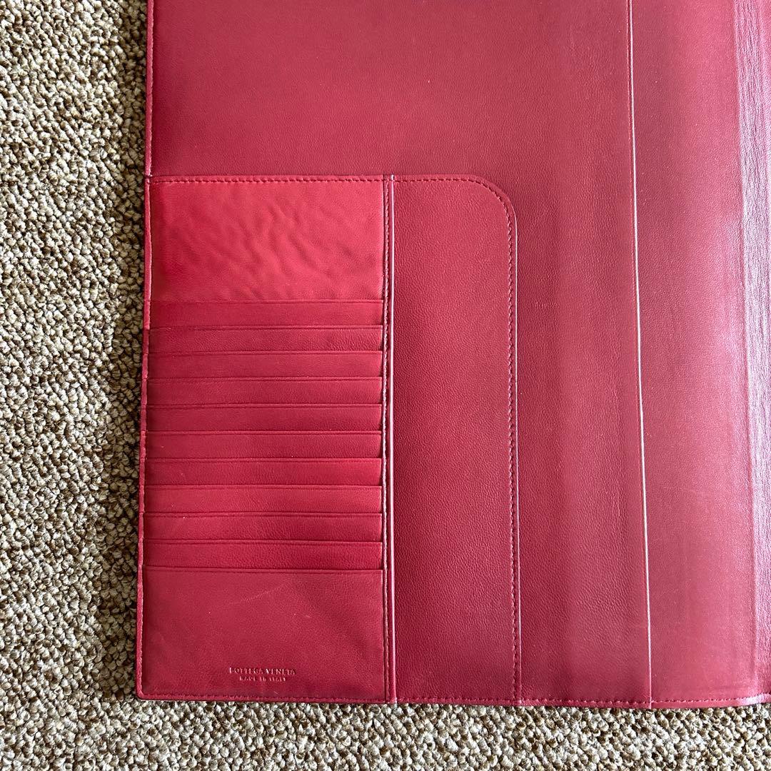 ★レア品！　ボッテガヴェネタ　イントレチャート　レザードキュメントカバー