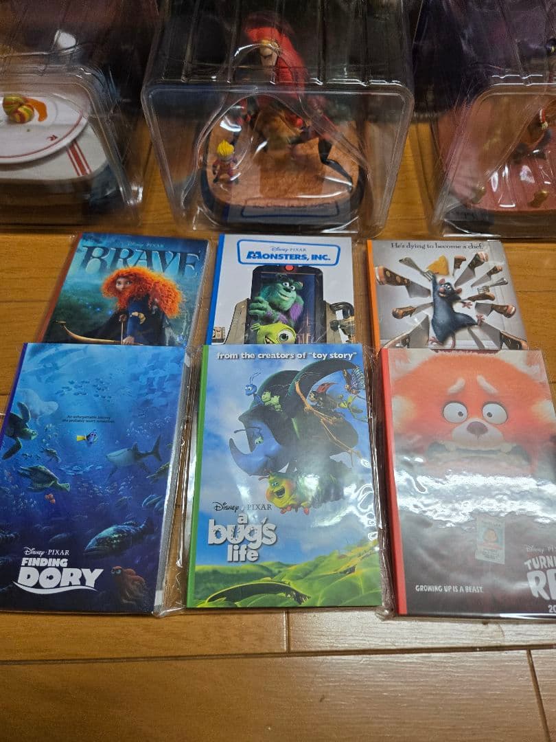 こ*ん様 ピクサー Happyくじ フィギュアセット