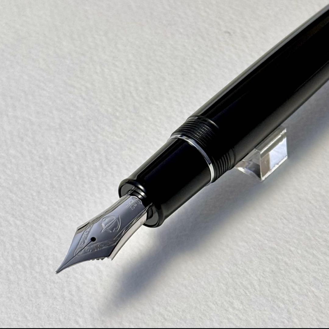 新品未使用 セーラー 万年筆 キングプロフィット KOP エボナイト M