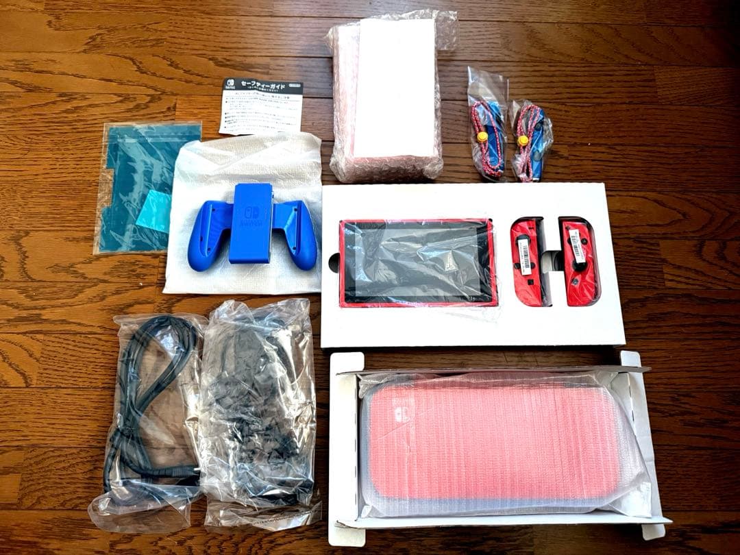 正月セール！Nintendo Switch マリオカラー本体 付属品付き