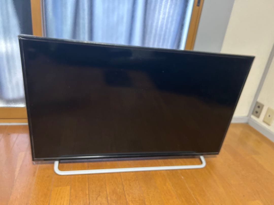 I-O DATA EX-LD4K431DB 43インチ4Kモニター exldhu431db_migihuri.jpg